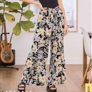Billabong wondering soul black floral print wide leg pants